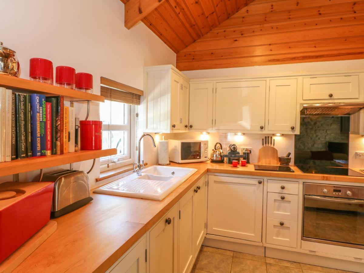 Pond Cottage ترورو المظهر الخارجي الصورة