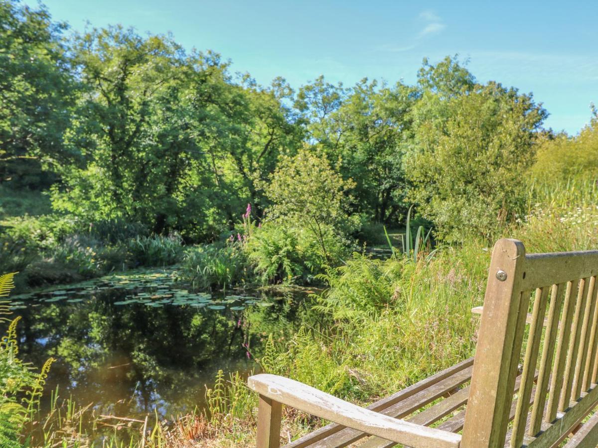 Pond Cottage ترورو المظهر الخارجي الصورة